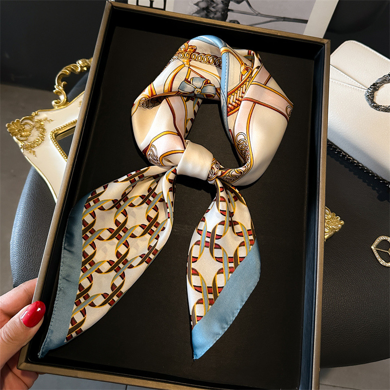 Silk Neck Scarf - Syal Persegi Wanita Mewah Motif Rantai