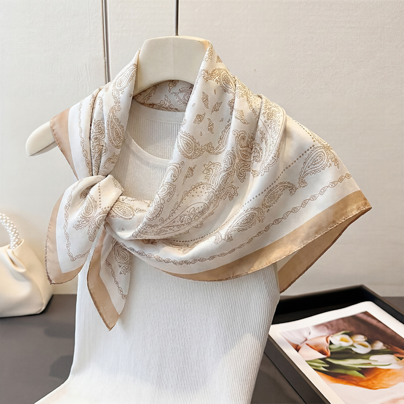 Syal Persegi Motif Paisley Bei - Ascot Neck Scarf ulasan dan harga