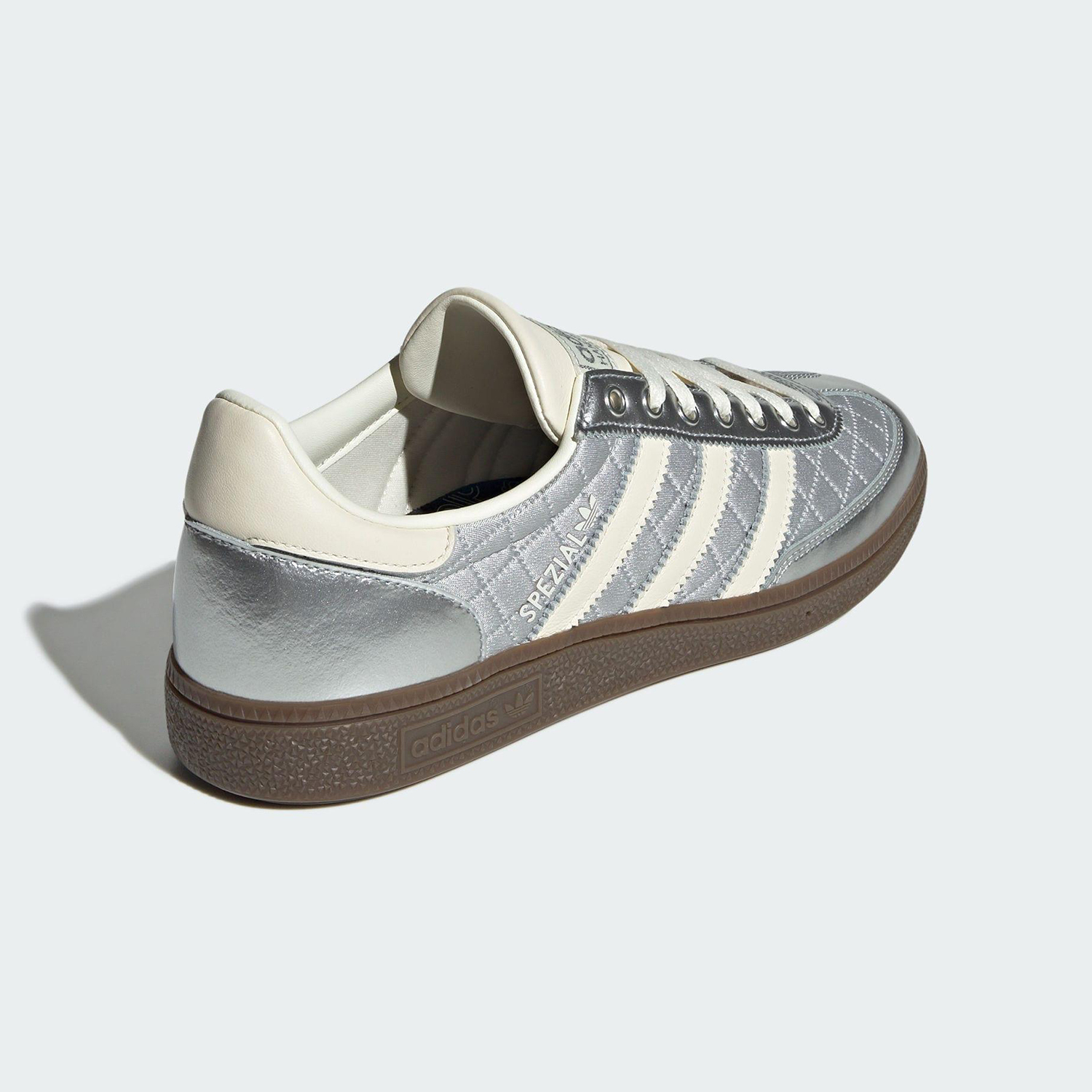 Sepatu olahraga dan rekreasi b - Adidas Shoes Samba ulasan dan harga
